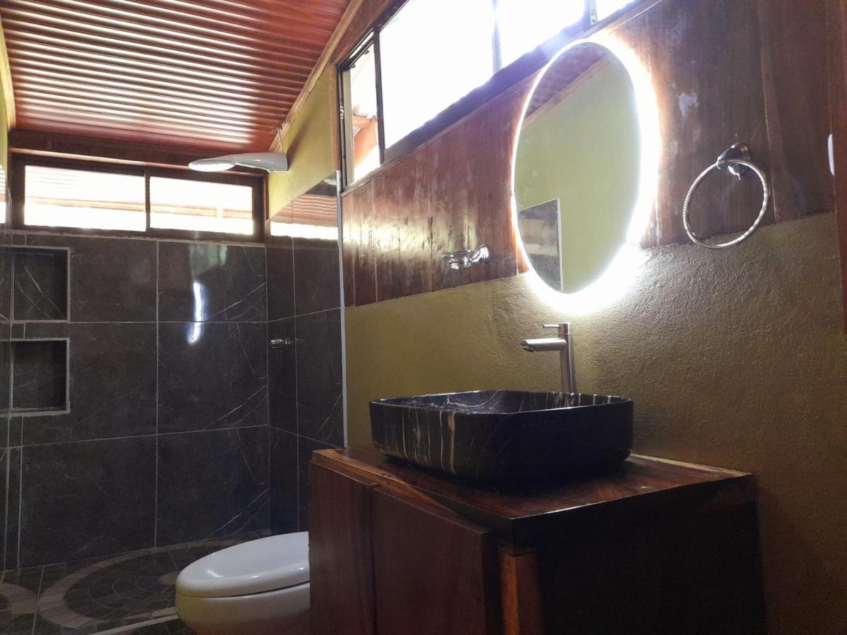 الجبل الأخضر Cabanas La Montana Mountain Lodge المظهر الخارجي الصورة