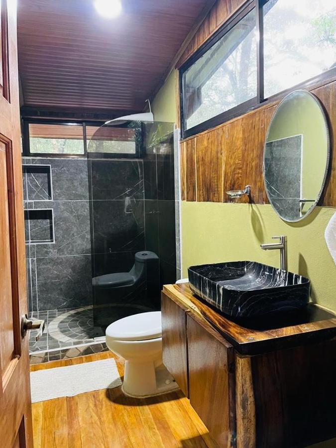 الجبل الأخضر Cabanas La Montana Mountain Lodge المظهر الخارجي الصورة
